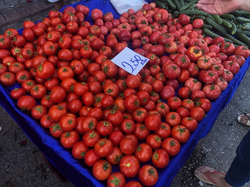 28.pomidory na rynke alanii